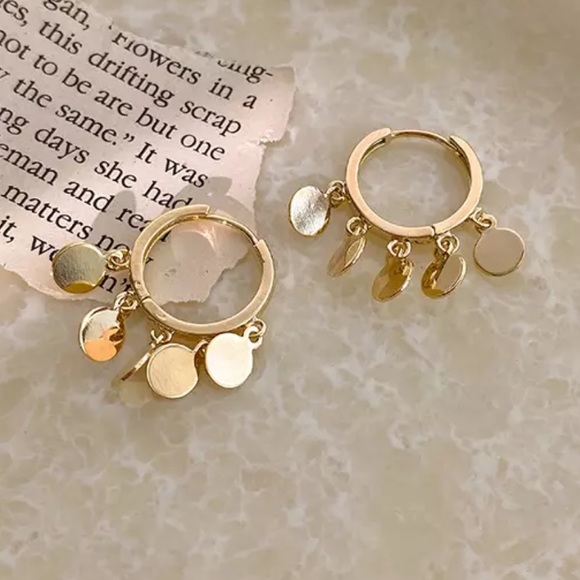 ✨Gold plated hoop earrings - Picture 2 of 6